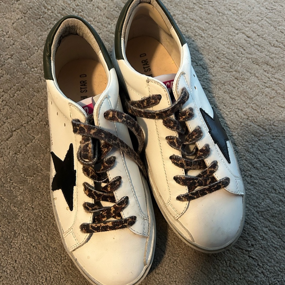Golden Goose White Sneakers with Black Star and Olive Heel